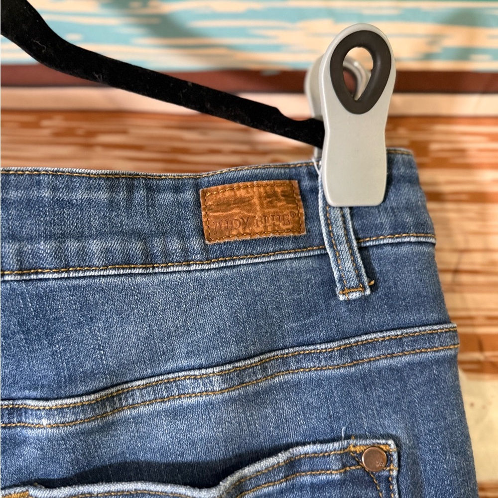 Judy Blue Women's Skinny Distressed Denim Jeans - Size 18 - Picture 5 of 5